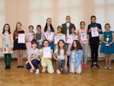 Триумф за балерините с купи, дипломи и медали – отличия от дебюта им в национален конкурс „Танцова въртележка 2022”