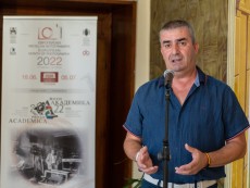 Читалище „Развитие” прие в сърцето си „Фото Академика 2022” и скрепи с декрет партньорството