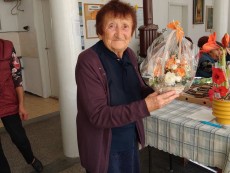 Школата по синтезатор и акордеон с програма за 15-годишнина на Пенсионерския клуб в село Петко Славейков