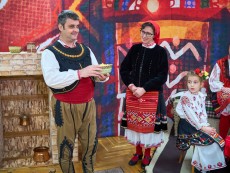 На „Зимна седянка” фолклорно с обичаи, традиции и народни хора