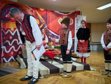 На „Зимна седянка” фолклорно с обичаи, традиции и народни хора