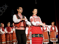 Фолклорна формация 