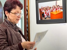 Духа зад кулисите в симбиоза на изкуствата фотография и поезия представи „Читалището – поглед отвътре”