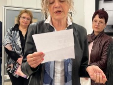 Духа зад кулисите в симбиоза на изкуствата фотография и поезия представи „Читалището – поглед отвътре”