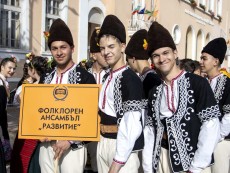 С пъстра плетеница от изкуства и талант празнува най-българската светиня – Читалището