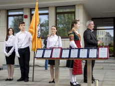 С пъстра плетеница от изкуства и талант празнува най-българската светиня – Читалището