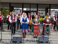С пъстра плетеница от изкуства и талант празнува най-българската светиня – Читалището