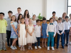 Симбиоза от стил, елегантност, класика и съвремие в концерта на Школата по пиано