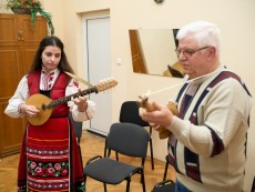 Школа по китара и тамбура