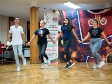 На седянка представиха есенните празници и обредност