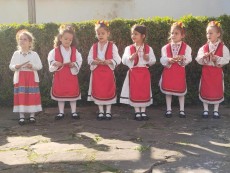 Вокална група „Лаленце” с първа сценична изява