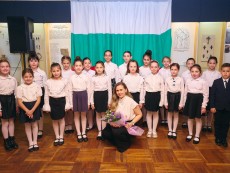 Школа по народно пеене „Шарени цветенца” празнува 10 години с концерт-спектакъл „Мечта”