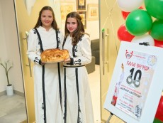 10 години на крилете на песента – сбъдната мечта, благословия за Школа по народно пеене „Шарени цветенца”