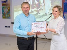 10 години на крилете на песента – сбъдната мечта, благословия за Школа по народно пеене „Шарени цветенца”