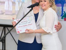 10 години на крилете на песента – сбъдната мечта, благословия за Школа по народно пеене „Шарени цветенца”