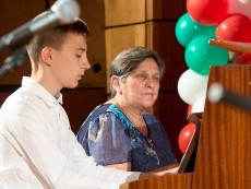 Школа по солфеж и пиано