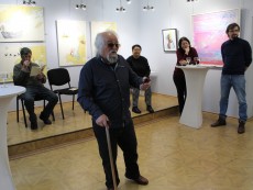 Стихове и музика в плетеница за любовта