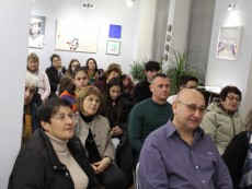 Стихове и музика в плетеница за любовта