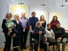 Стихове и музика в плетеница за любовта