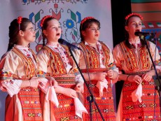 Песнопойците посветиха концерт на хумора в българската народна песен
