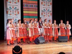 Песнопойците посветиха концерт на хумора в българската народна песен