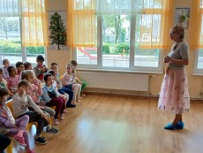 Детската писателка Анита Тарасевич гостува в Севлиево