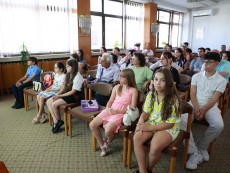 Музикална симбиоза – годишната продукция на Школа по синтезатор и акордеон 