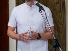 „Фото Академика 2025” отличи Божидар Генков, почетен приз връчи председателят на Читалището