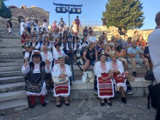 Формация „Веселина“ с награди от международния фестивал „Фолклорни нюанси“