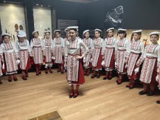 Пролетни празници – весело, пъстро, Великденско!