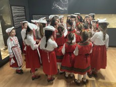 Пролетни празници – весело, пъстро, Великденско!