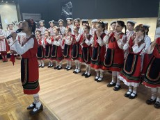 Пролетни празници – весело, пъстро, Великденско!