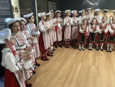 Пролетни празници – весело, пъстро, Великденско!