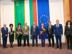 Гордост и признателност! Две отличия – за Народно читалище „Развитие-1870” и за Галя Христова