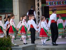Нашето богатство – в ритъма на хорото и родолюбието