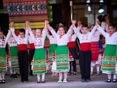 Нашето богатство – в ритъма на хорото и родолюбието