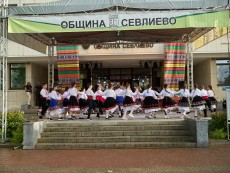 Нашето богатство – в ритъма на хорото и родолюбието