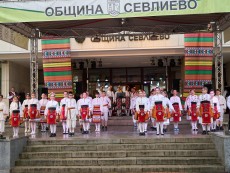 Нашето богатство – в ритъма на хорото и родолюбието