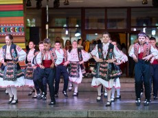Нашето богатство – в ритъма на хорото и родолюбието