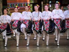 Нашето богатство – в ритъма на хорото и родолюбието