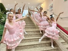 Грациите триумфираха с призови места на Международния фестивал „Танцуваща река“