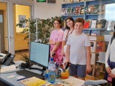 Театралите с медали и дипломи от столичния фестивал