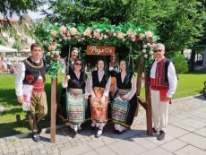 Курсът за народни хора „Развитие“ отново част от фестивала „На армане с тъпане“