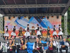 Курсът за народни хора „Развитие“ отново част от фестивала „На армане с тъпане“
